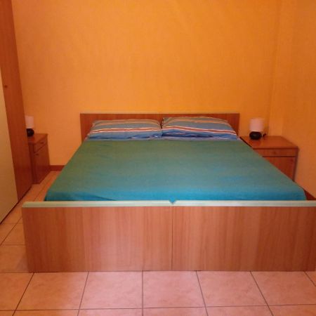 Lovere Lake Apartment Esterno foto