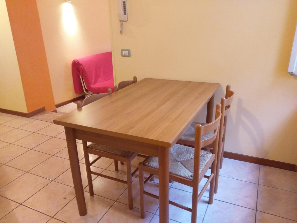 Lovere Lake Apartment Esterno foto